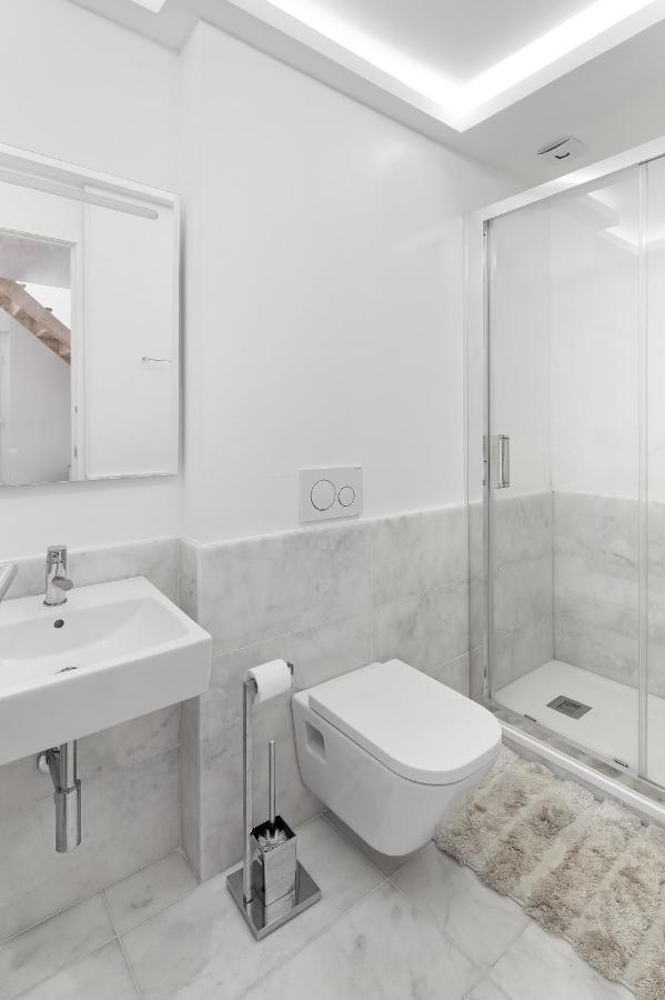 Tiny Cosy Room- Alcantara Lisabona Exterior foto